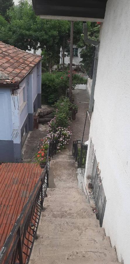 Stan Za Iznajmuvanje So Parking,Blisku Do Centar. Куманово Экстерьер фото